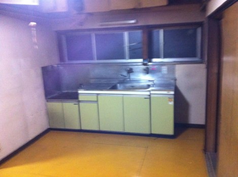 東京都足立区での遺品整理事例でのキッチンのアフター