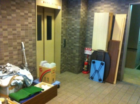 東京都北区のマンションのエレベーターでの不用品回収