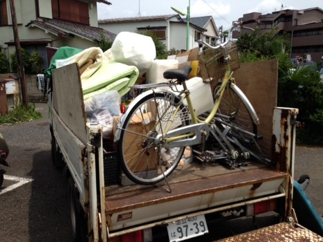 世田谷区でのカーペット、自転車、布団などの不用品回収